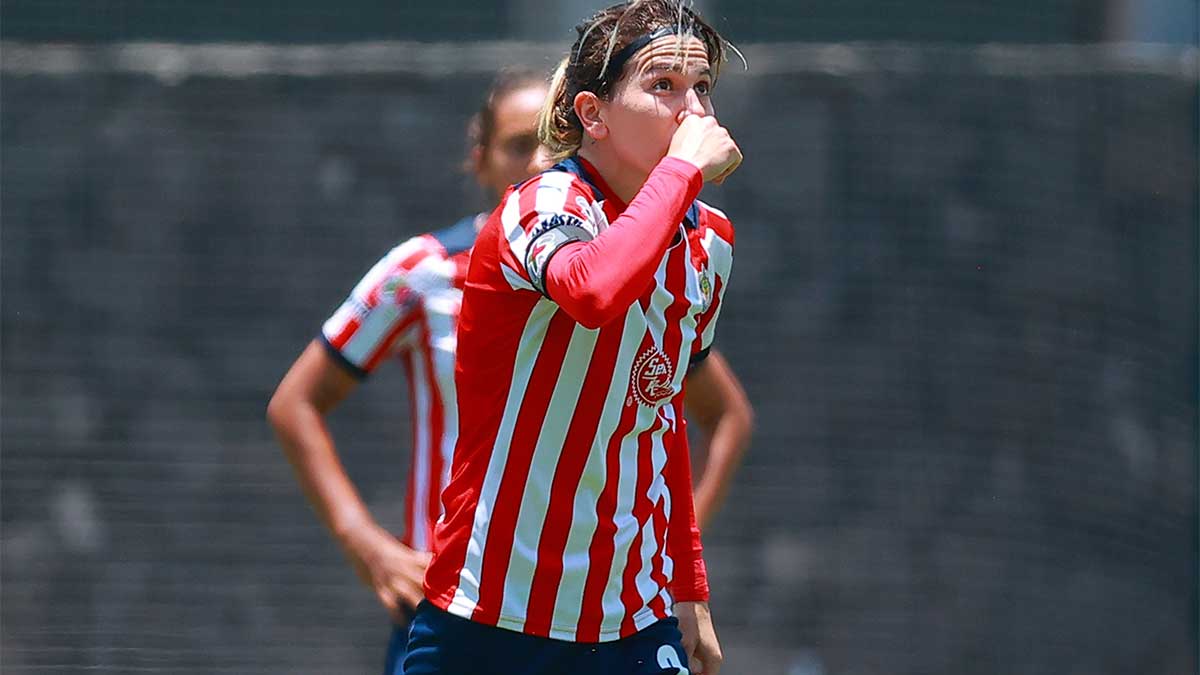 Chivas femenil salva su invicto con empate de último minuto ante Cruz Azul