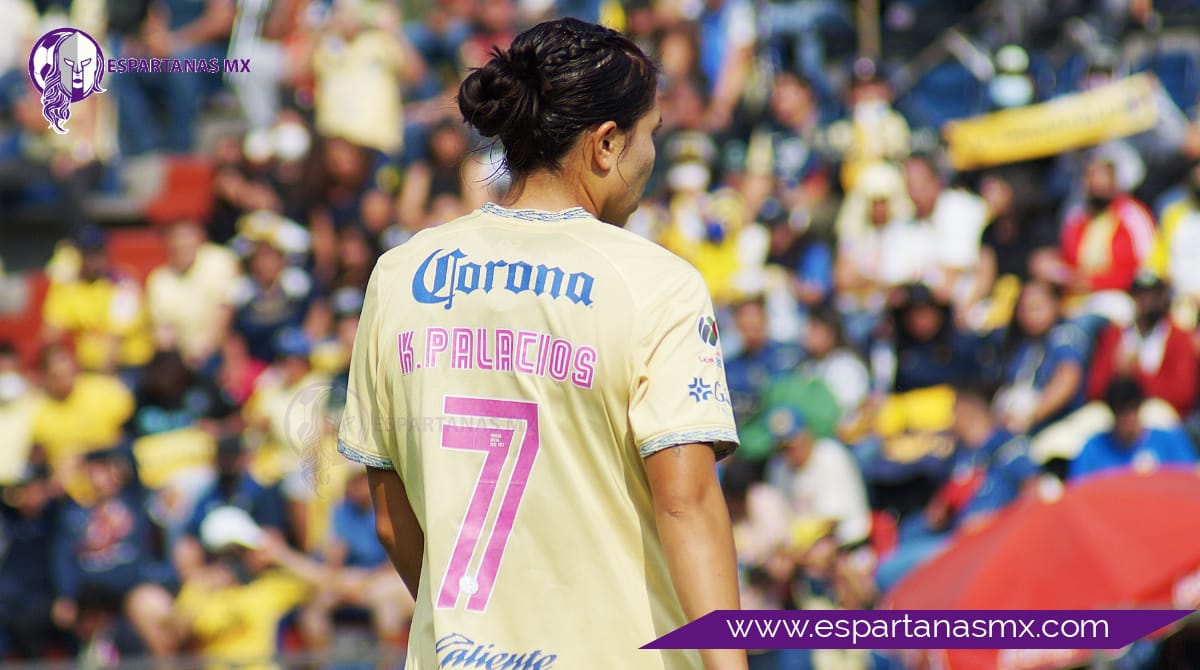 kiana palacios 17 oct 2022 3