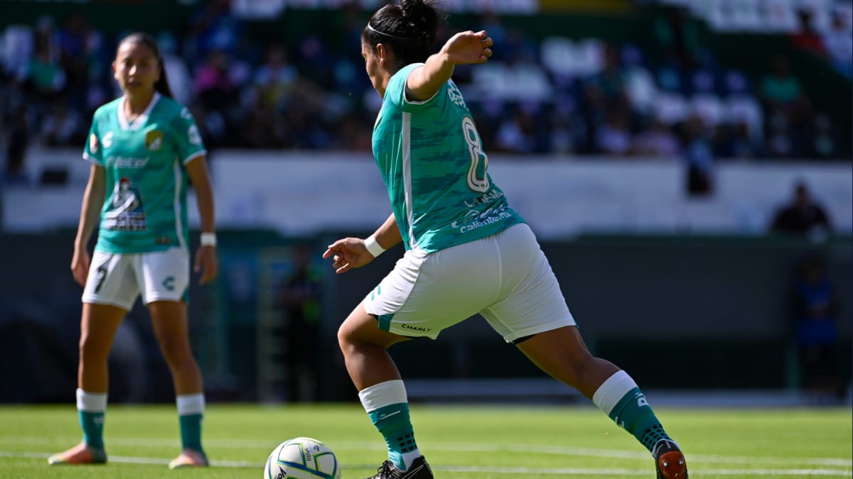 León femenil remontó y derrotó 3-1 al Mazatlán en la jornada 9 del Apertura 2022