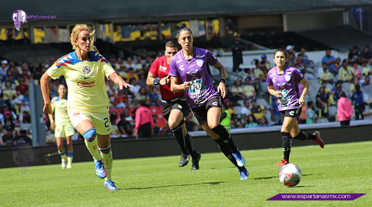 jenni hermoso delantera pachuca femenil 8