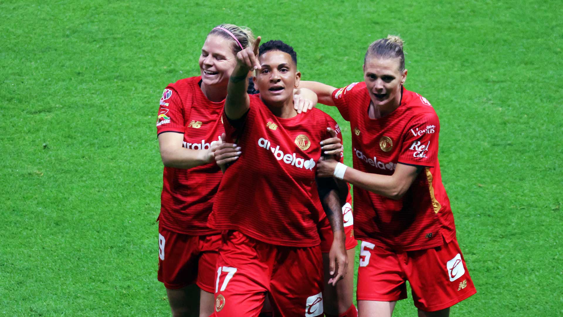 Shanice Van de Sanden rescata el empate para Toluca ante América femenil con una dedicatoria muy  especial