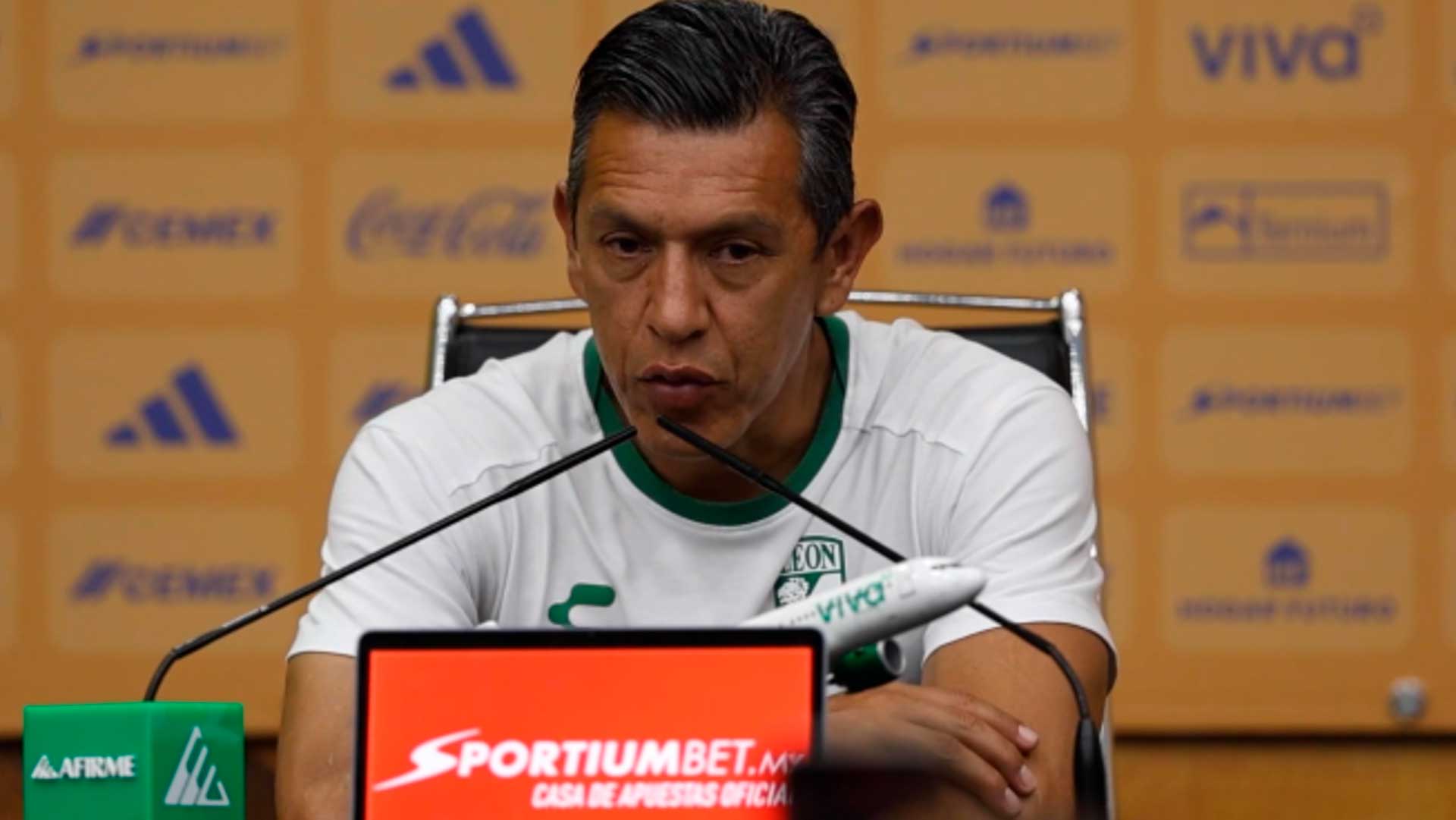 Alejandro Corona, DT de León femenil: “Es un golpe muy duro, pero tenemos que levantarnos”