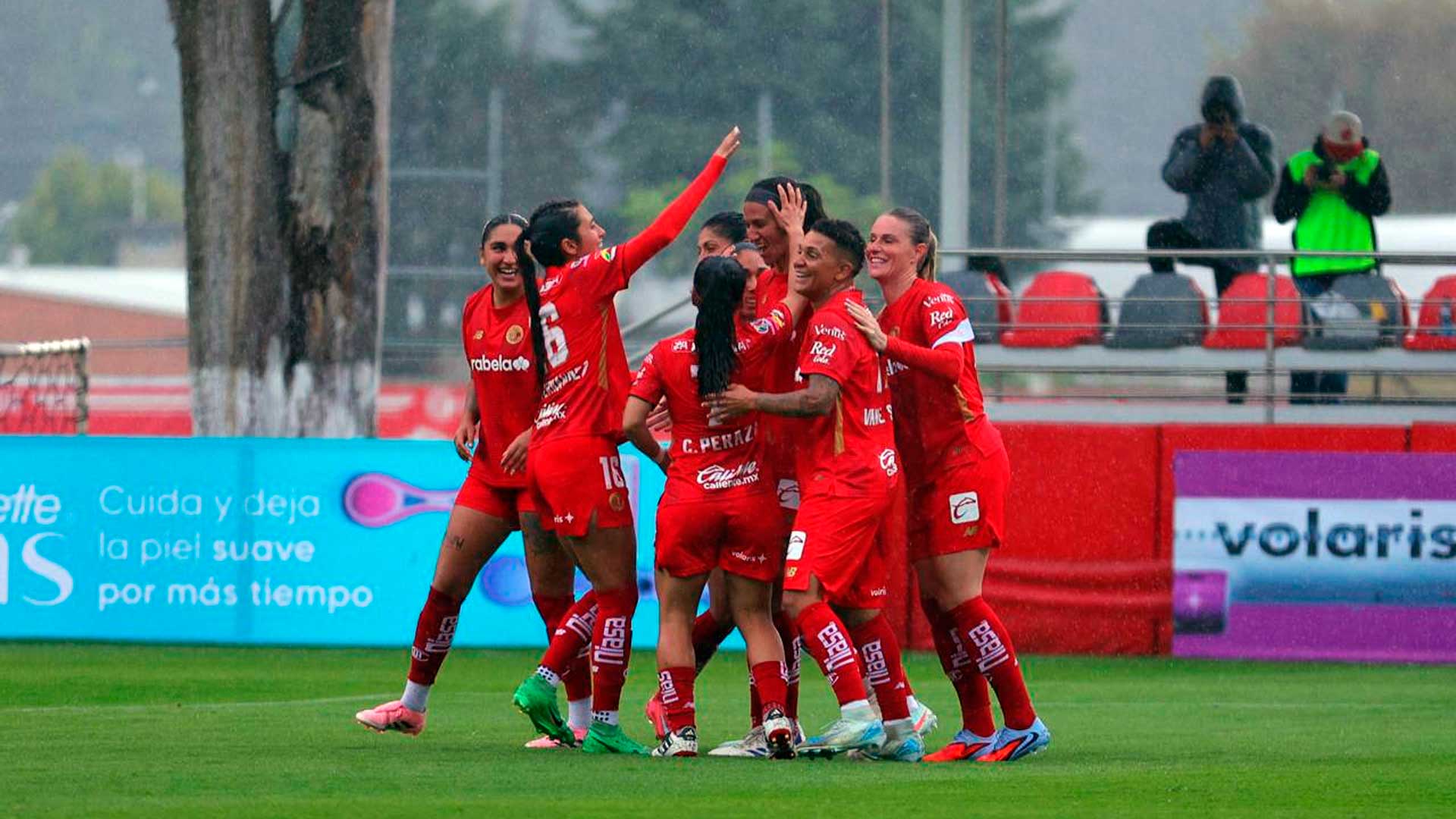 Toluca Femenil golea 6-0 a Mazatlán con triplete de Amandine Henry en Metepec