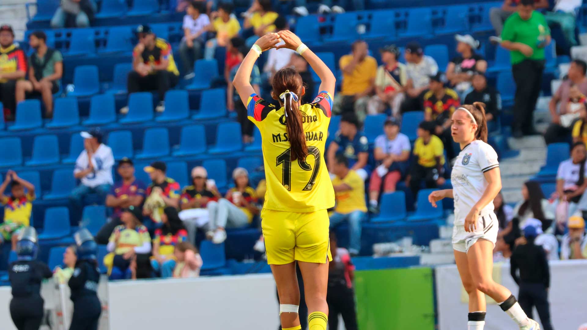 Montserrat Saldívar marca su primer póker con América Femenil