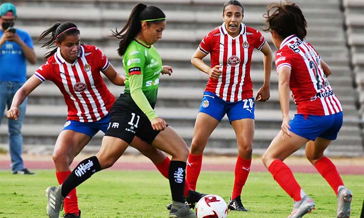 Chivas Femenil golea a las Bravitas en Ciudad Juárez