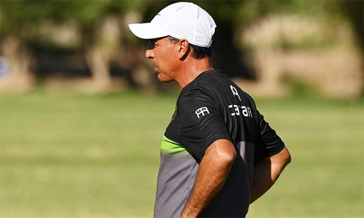 Gabino Amparán: Lo mejor es arrancar contra Chivas femenil