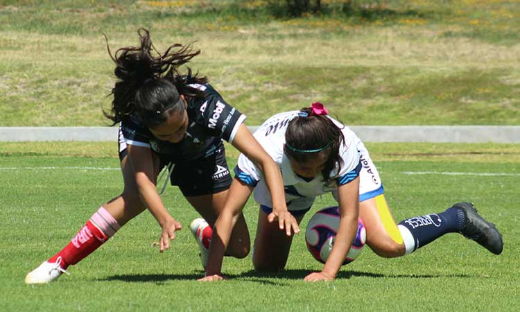 Fabiola Vargas se va conforme con el empate ante Puebla femenil