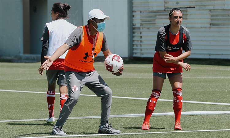 Alberto Cuate será el DT de Toluca femenil lo que resta del Apertura 2020