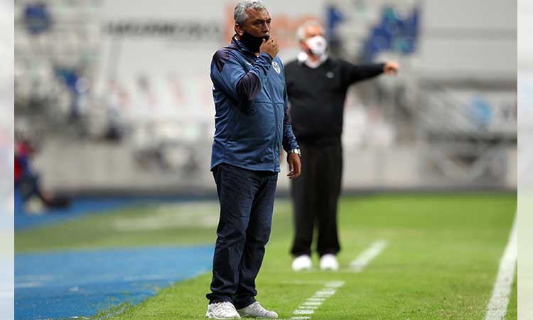 Héctor Becerra: Nos falta dar dos pacitos más para el título 