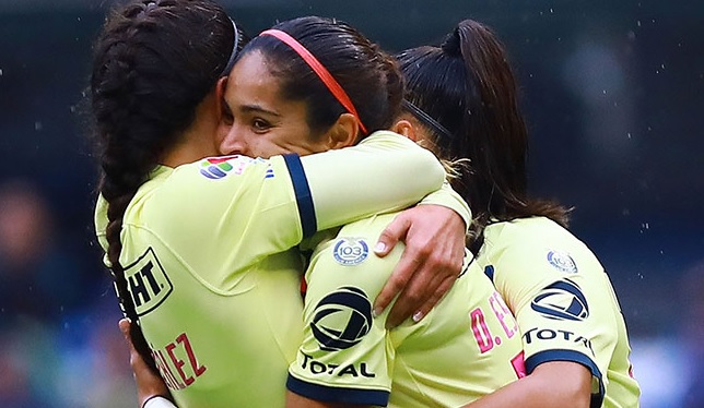 Con goles de Daniela Espinosa y Alexia Villanueva, el América femenil venció 3-0 a Necaxa.