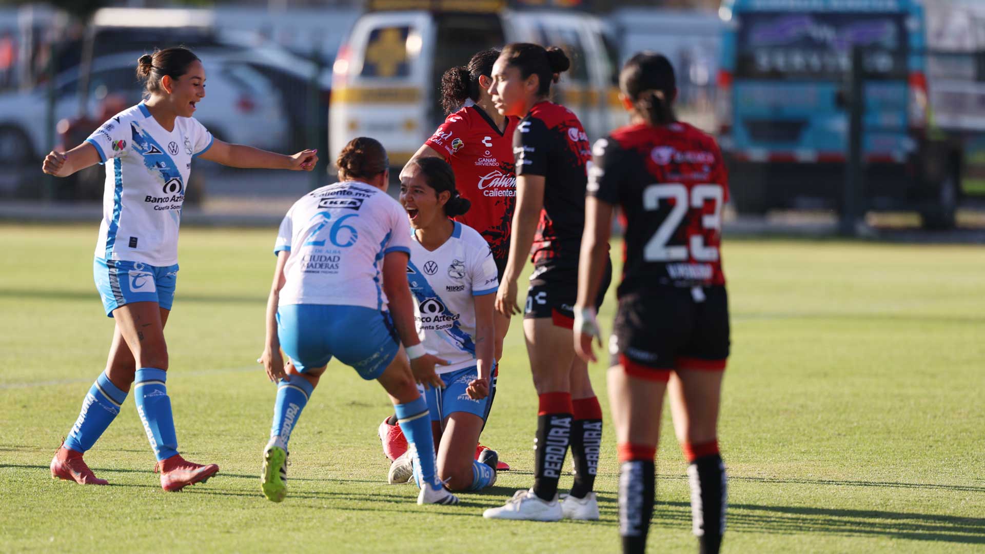 Puebla Femenil lo gana en el último suspiro y derrota a Atlas en un duelo dramático de la Jornada 8