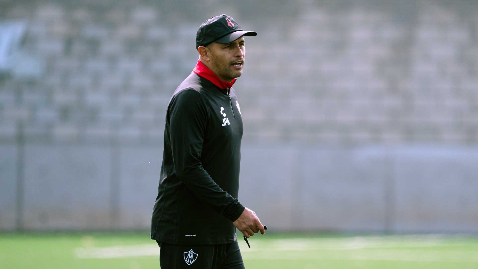 Juan Pablo Alfaro es nuevo director técnico del Atlas Femenil