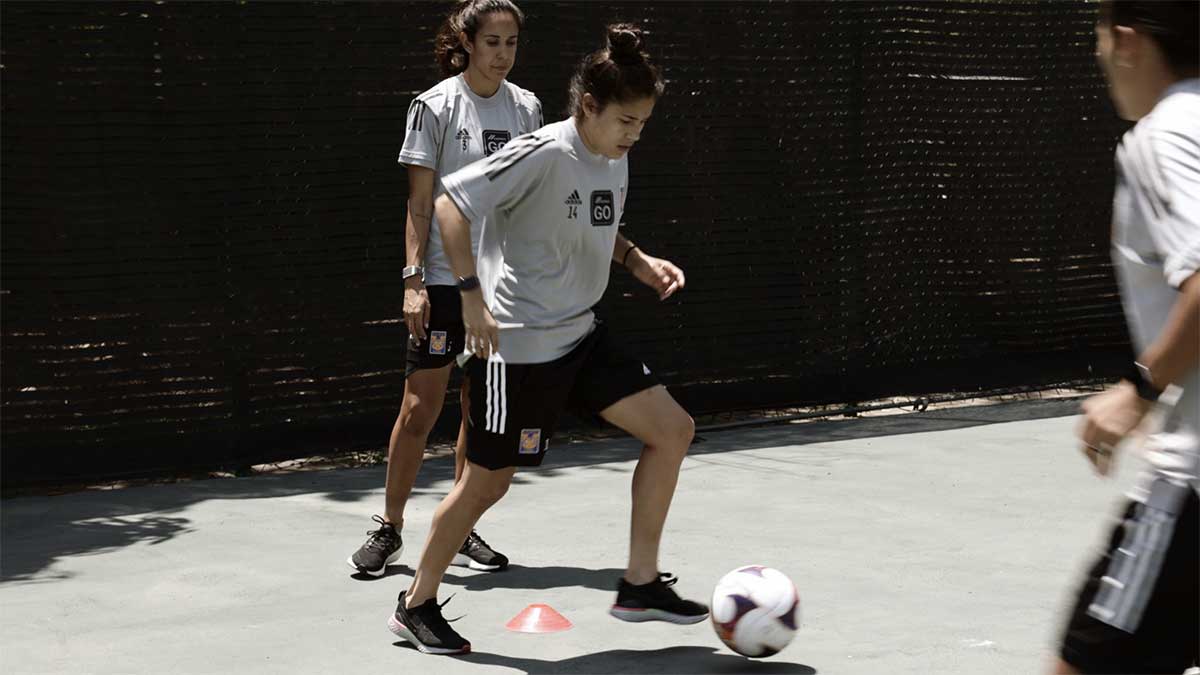 Tigres Femenil ya está Guadalajara para la final de ida ante Chivas