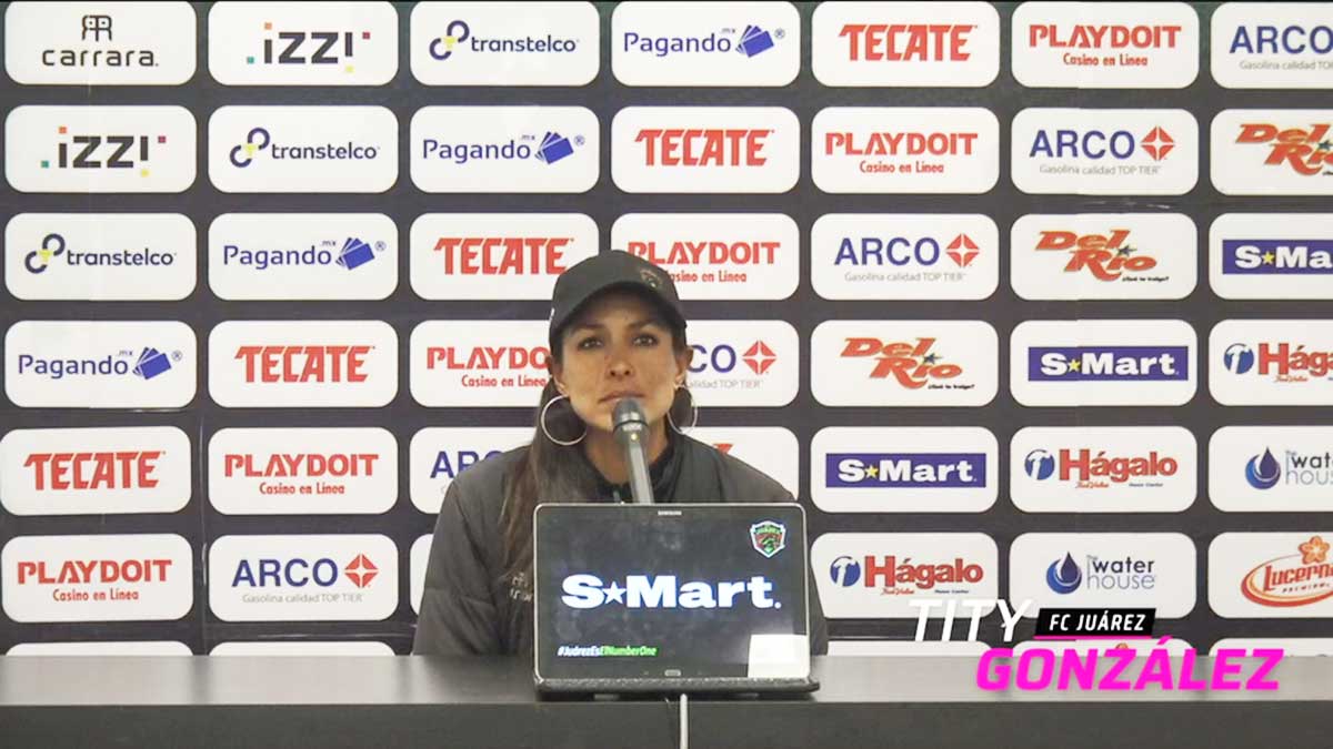 Ana Cristina González explicó por qué no hizo ni un cambio ante Puebla