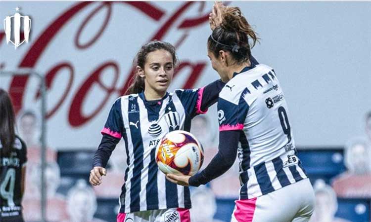 ¡Ni se despeinan! Rayadas golea 5-0 a las Centellas 