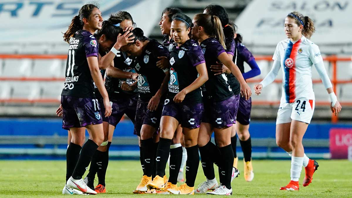 En el primer triunfo de Toña Is con Pachuca, Chivas femenil pierde el invicto