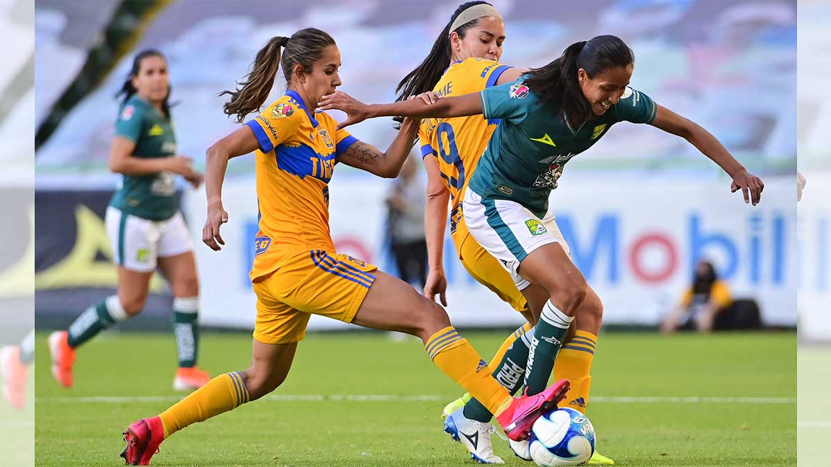 ¡Sin pisar el acelerador! Tigres femenil golea 4-0 a León