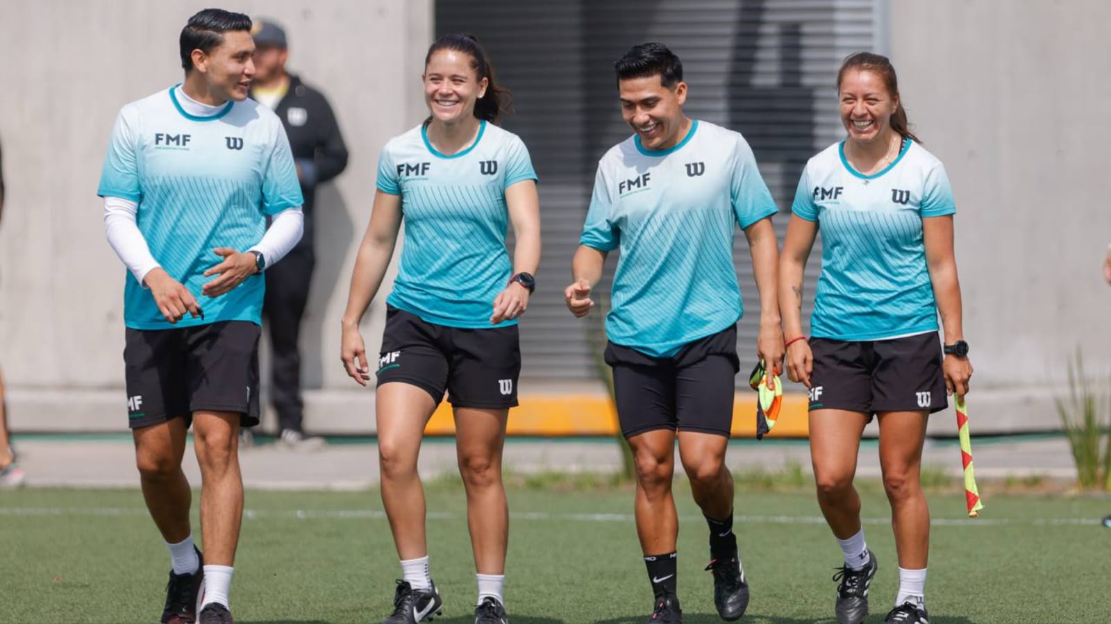 28 árbitras y árbitros tienen concentración, previo al arranque de la Liguilla del Clausura 2024 de la Liga MX Femenil 