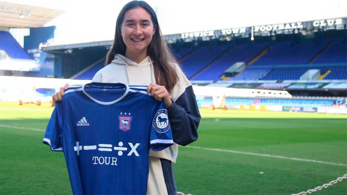 Silvana Flores Ipswich Town twitter 2