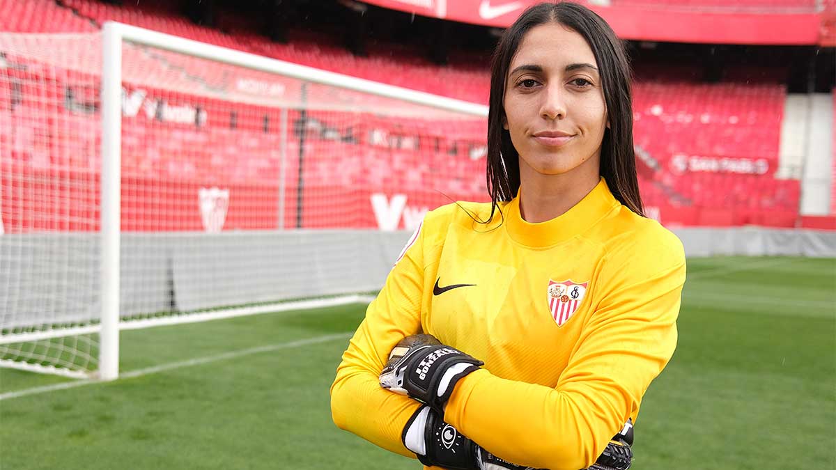 Ya es oficial: Itzel González jugará con el Sevilla de España