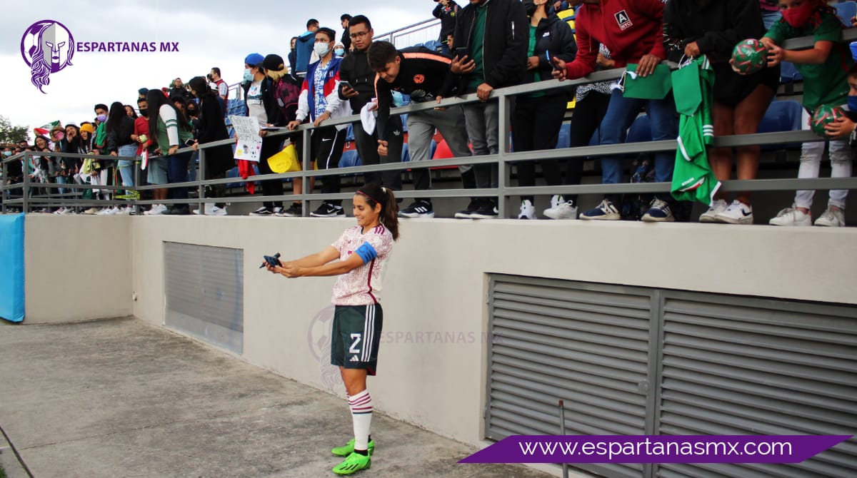 kenti robles seleccion nacional 10 oct 2022 2