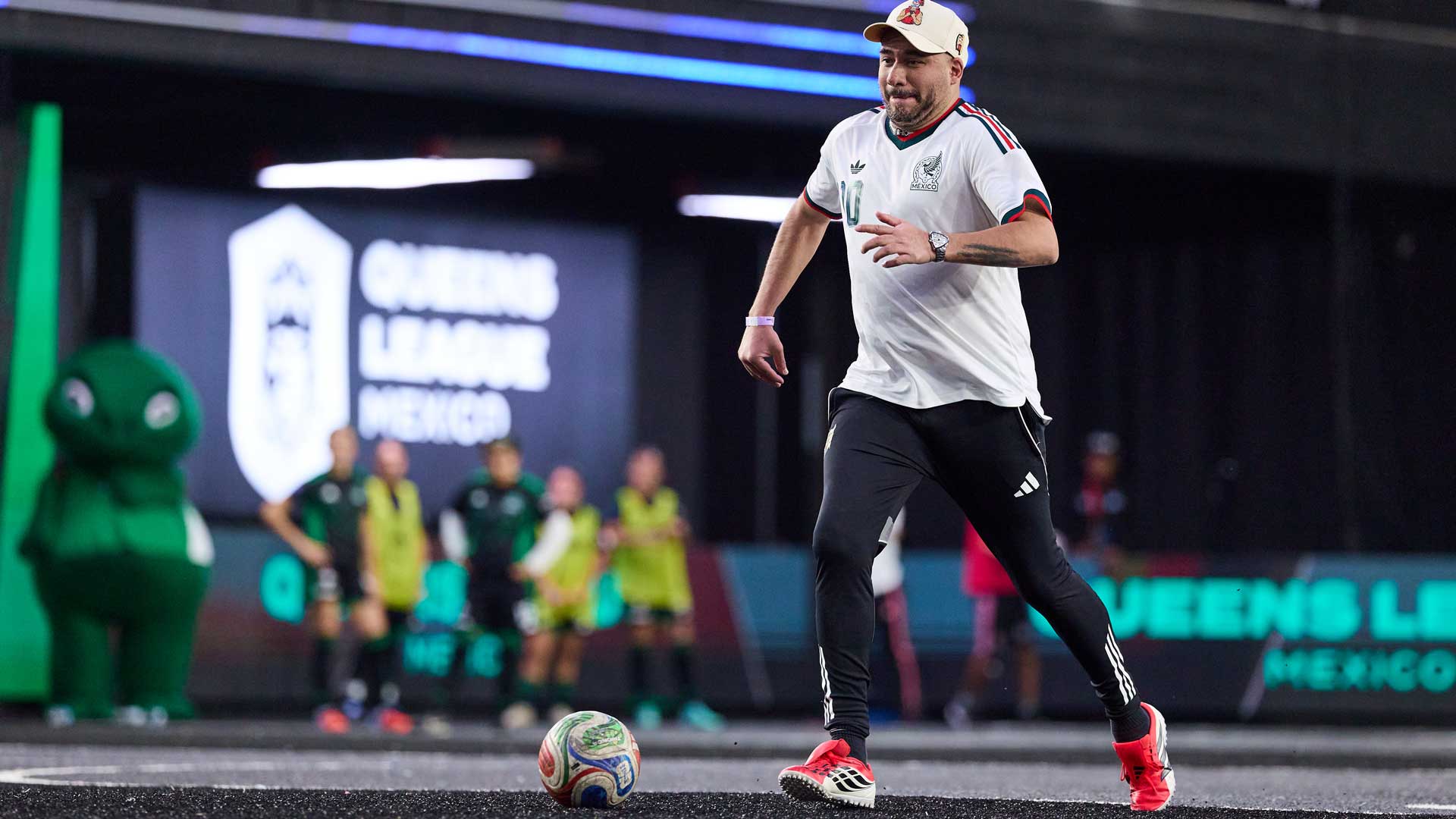 Queens League México: hermanos Montiel llegan al banquillo de Peluche Femenil; esto se sabe