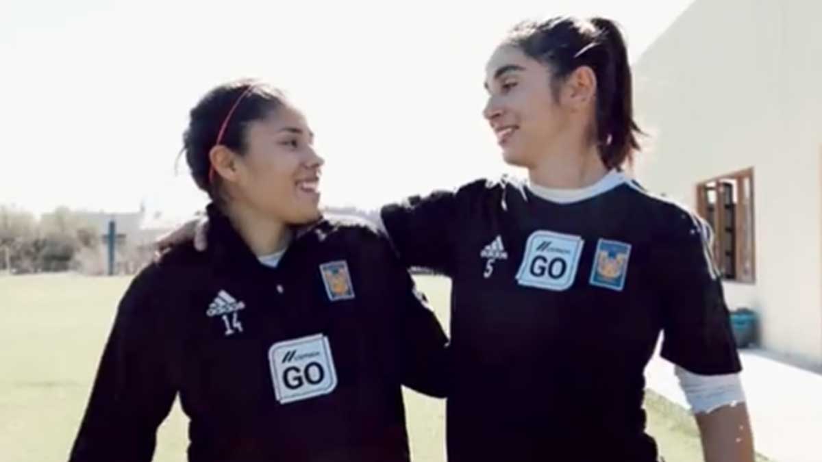 Tigres femenil: Lizbeth Ovalle y Fernanda Elizondo, en plena batalla de chistes
